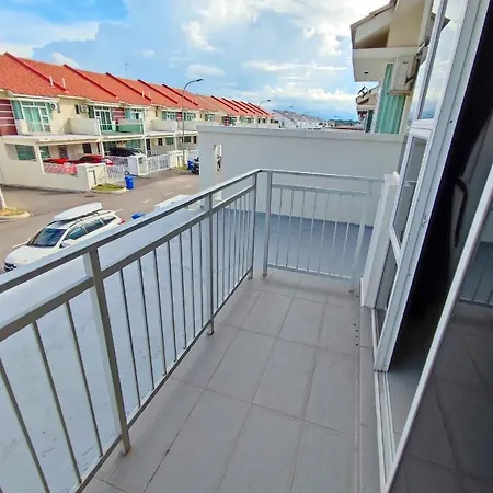 Spacious Family House At Desaru Harmonia 2 Exterior photo