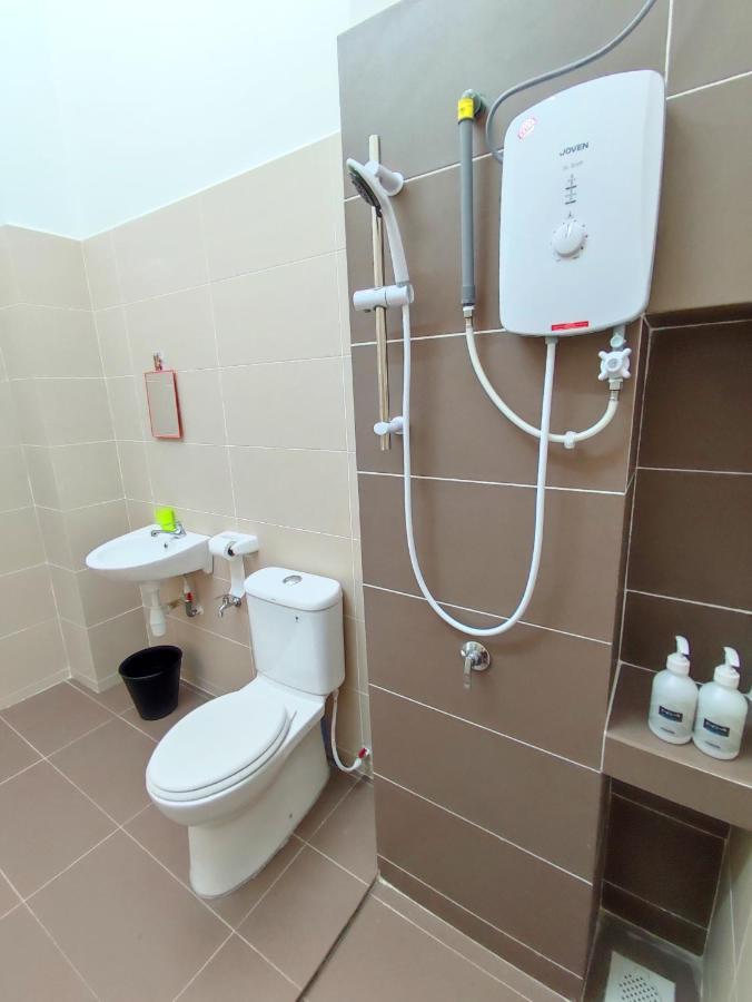 Spacious Family House At Harmonia 2 * Desaru