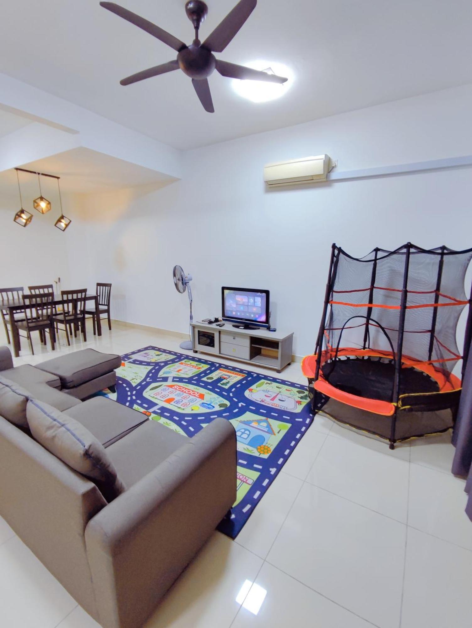 Spacious Family House At Harmonia 2 * Desaru